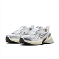 Nike V2K Run – White / Pure Platinum / Black