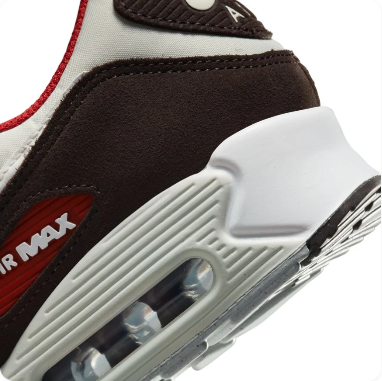 Nike Air Max 90 SE – Dark Espresso / Desert Camo / University Red