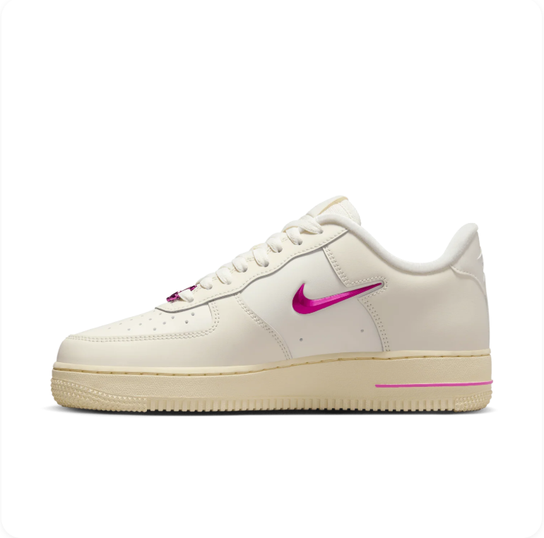 Nike Air Force 1 '07 – Coconut Milk / Fireberry