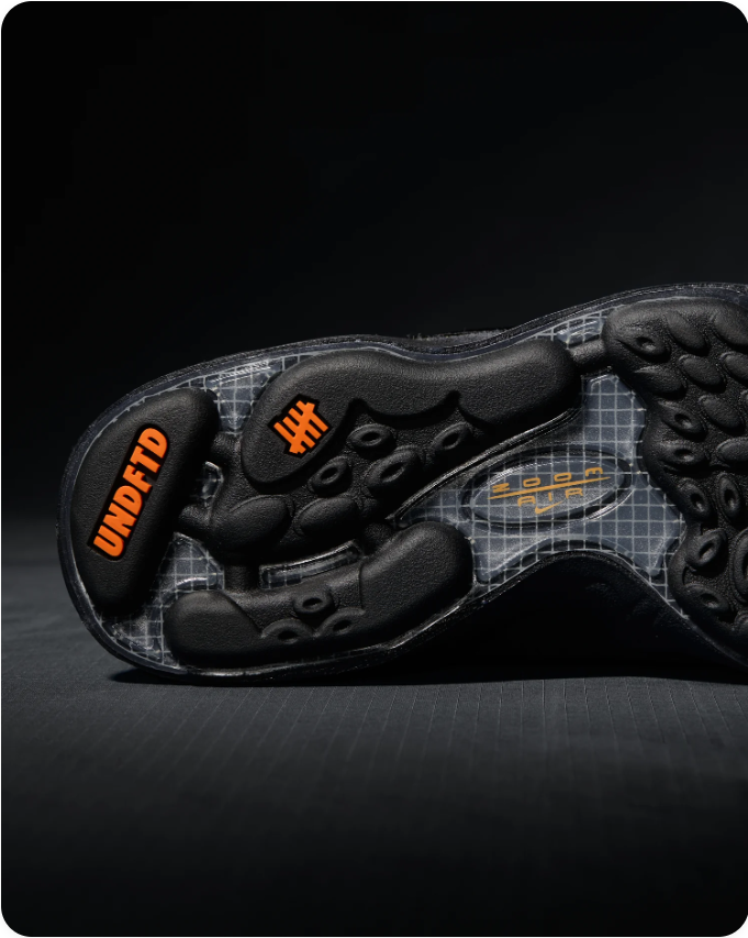 Nike Air Zoom Spiridon Ultra – Black / Olive / Orange