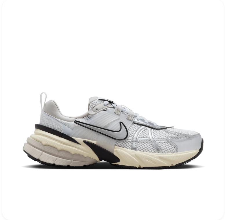 Nike V2K Run – White / Pure Platinum / Black
