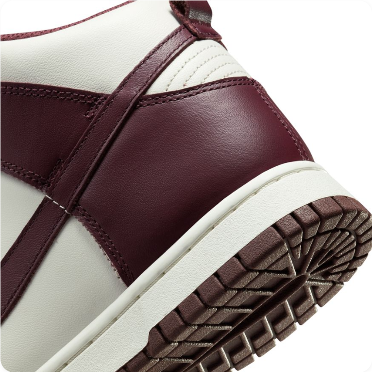 Nike Dunk High – Sail / Dark Chocolate / Plum Eclipse