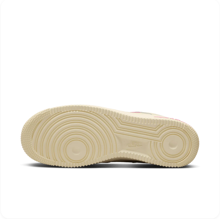 Nike Air Force 1 '07 – Coconut Milk / Fireberry